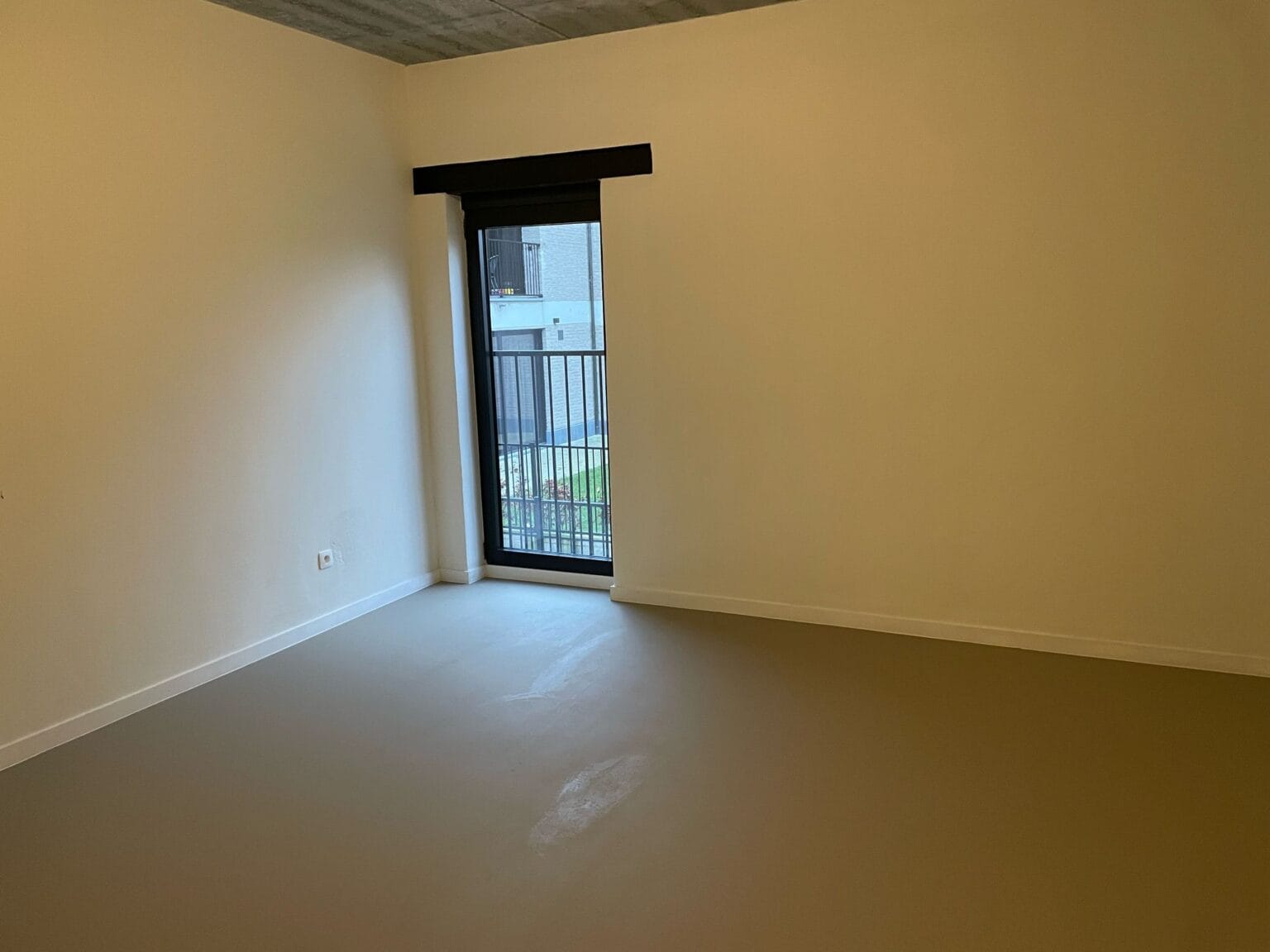 WhatsApp Image 2025-02-19 at 15.03.20 (2)