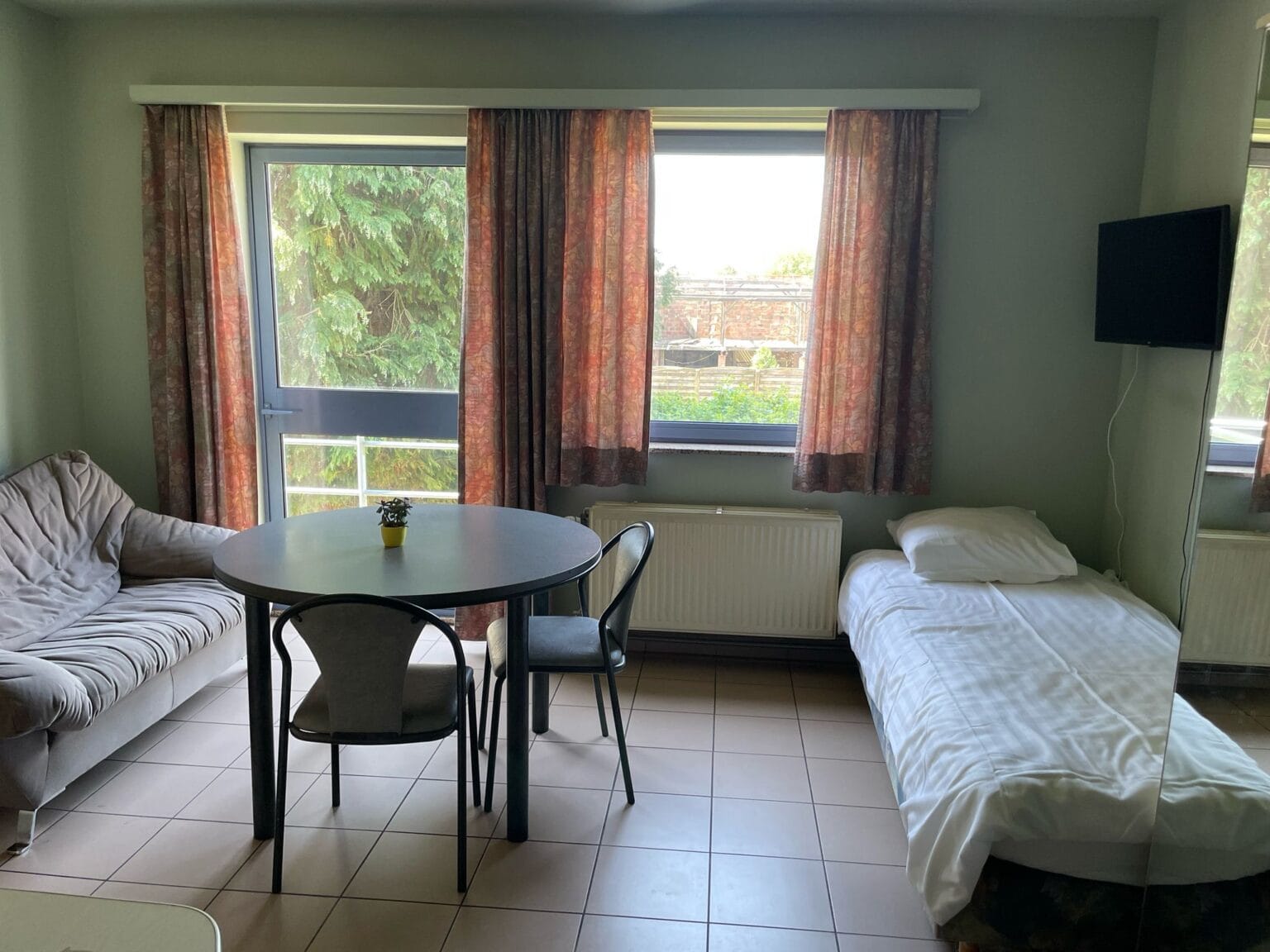 FOTO-2025-05-01-15-57-31 2